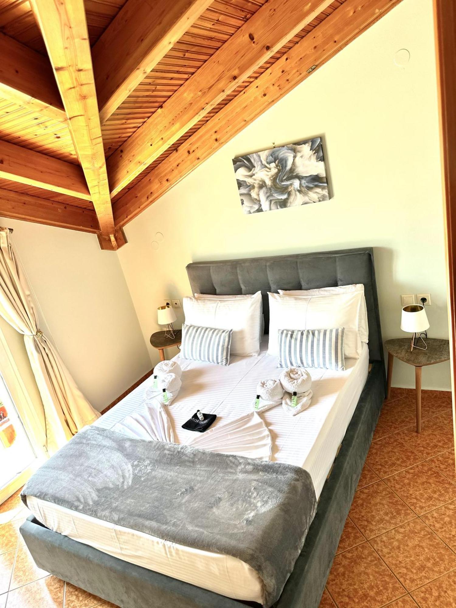 Appartement Liberator Attic à Argostóli Extérieur photo