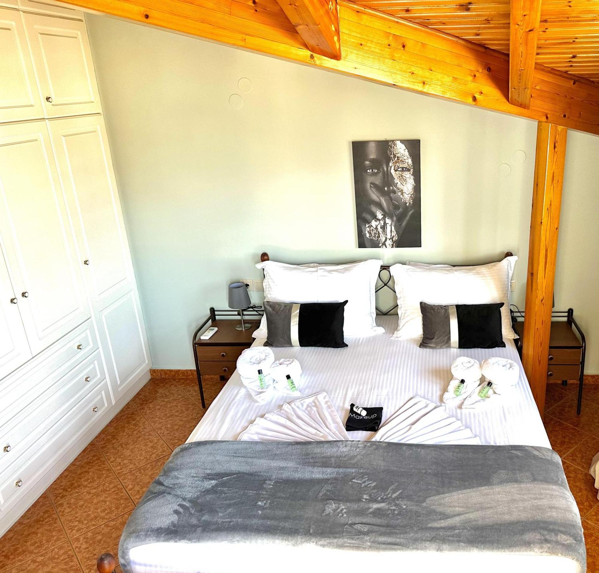 Appartement Liberator Attic à Argostóli Extérieur photo